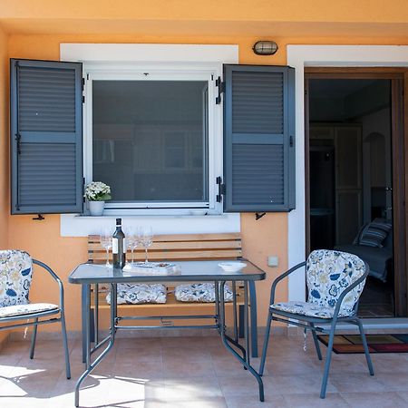 Willa Nick'S House Aegina Zewnętrze zdjęcie